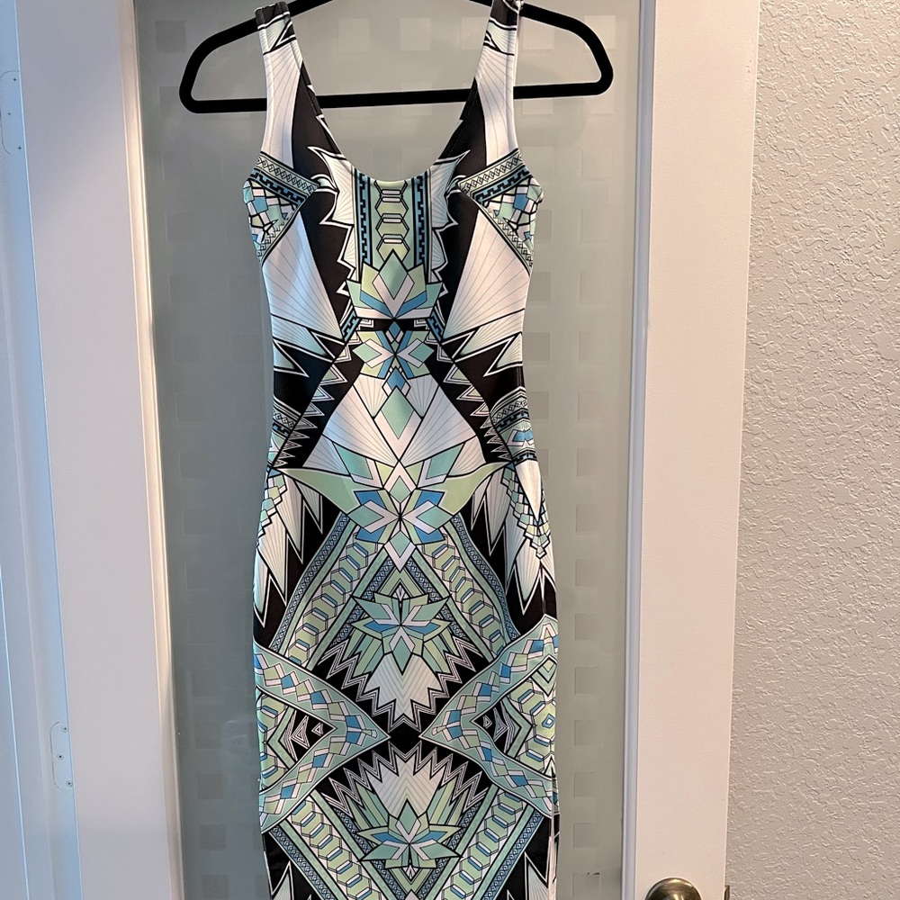 Barely Used Multicolored, Geometrical Midi Dress - image 1